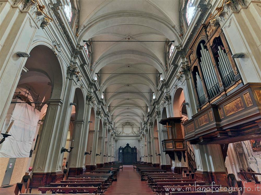 Milano - Navata centrale della Basilica di San Marco